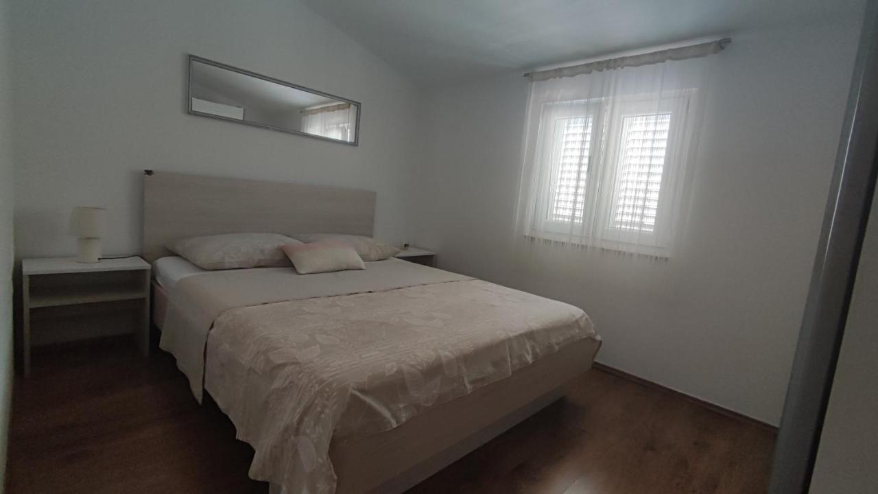 Apartments Ankora Vir Rum bild